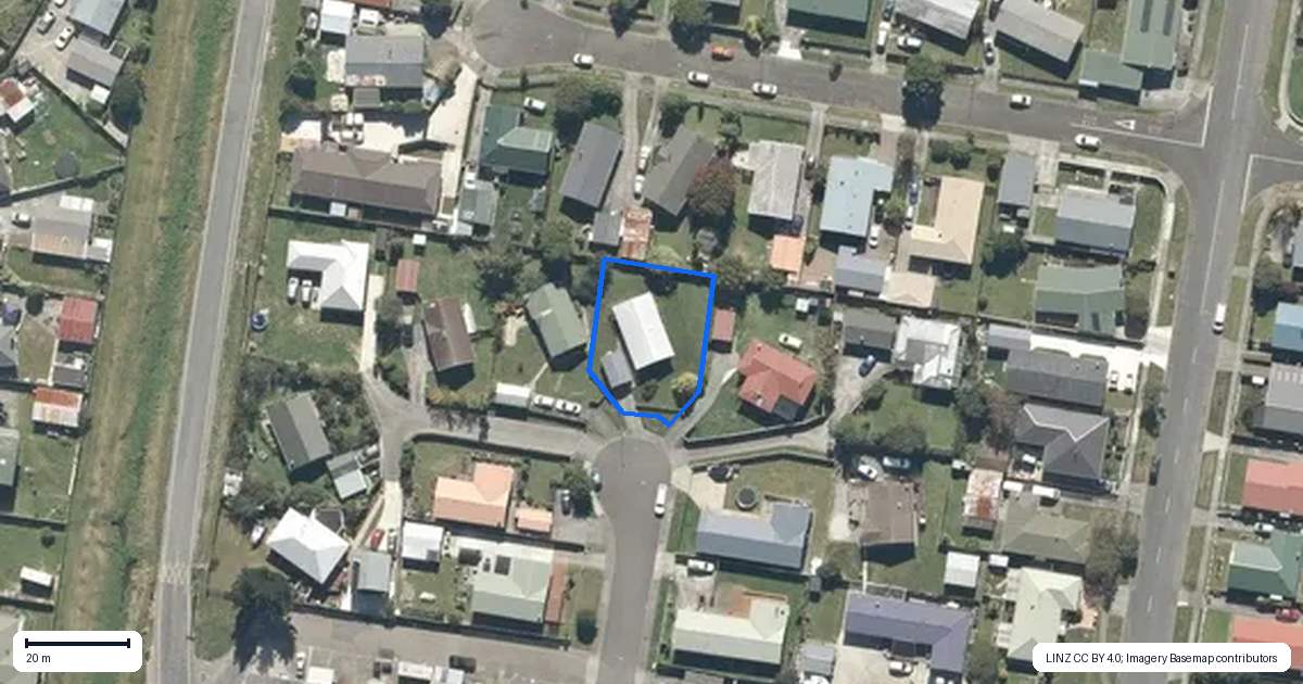 Property context map for 14 Honey Street, Wainuiomata, Lower Hutt