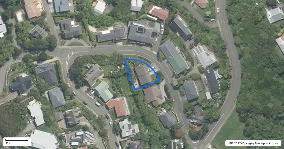 Property context map for 9 Paparata Street, Karori, Wellington