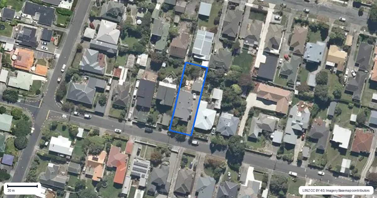 Property context map for 22 Fairfield Avenue, Fairfield, Lower Hutt
