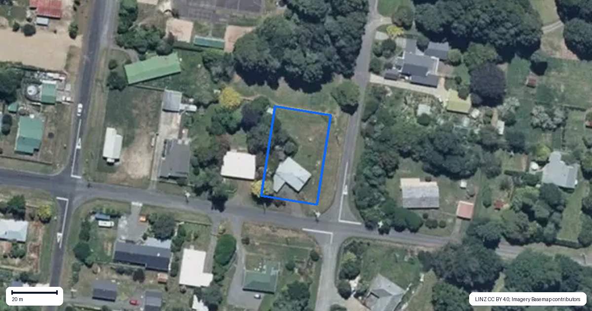 Property context map for 17 Omaki Road, Owhango