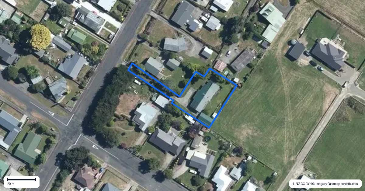 Property context map for 11 Huxley Street, Pahiatua