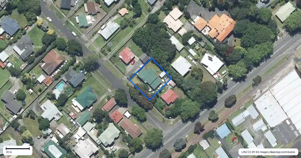 Property context map for 2 Caius Avenue, Gonville, Whanganui