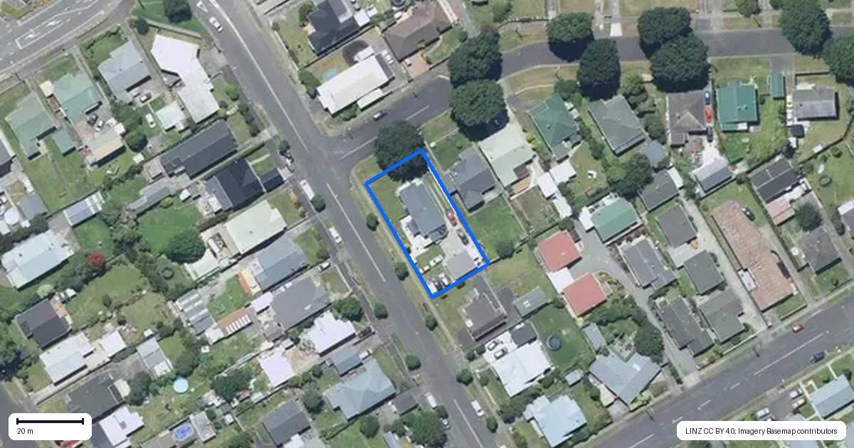 Property context map for 2 Fromont Street, Whanganui East, Whanganui