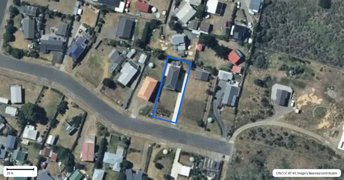 Property context map for 15 Aranui Avenue, Waitarere Beach, Levin