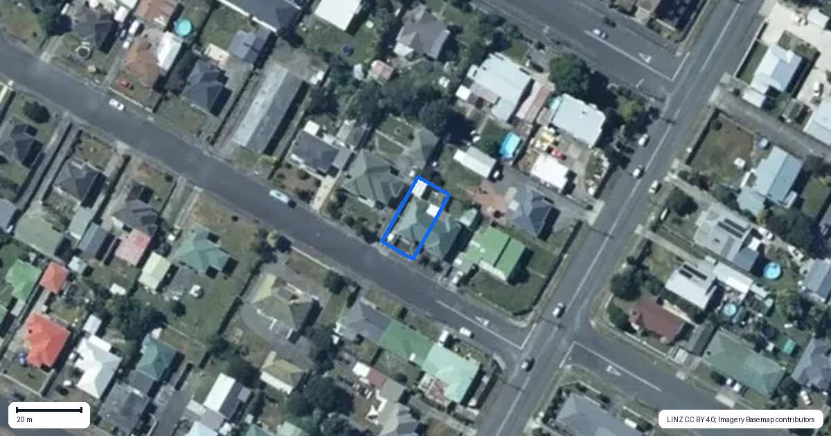 Property context map for 4 Worcester Street, Levin