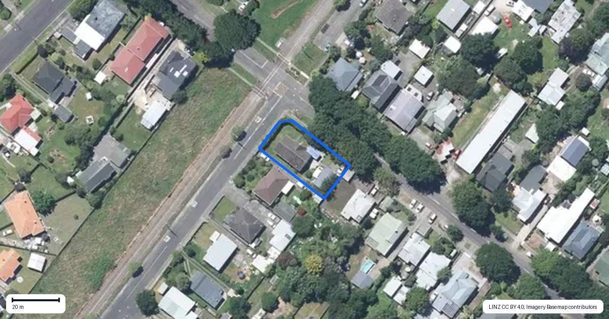 Property context map for 43 Halswell Street, Whanganui