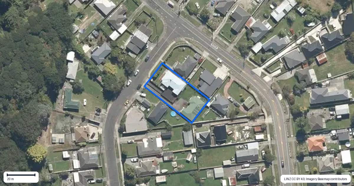 Property context map for 3B Dover Road, Wainuiomata, Lower Hutt