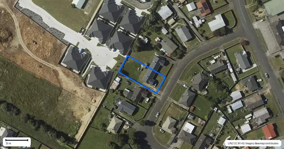 Property context map for 10 Awatea Street, Levin