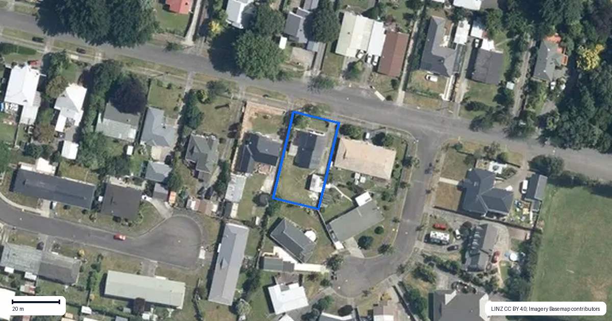 Property context map for 17 Campbell Street, Feilding