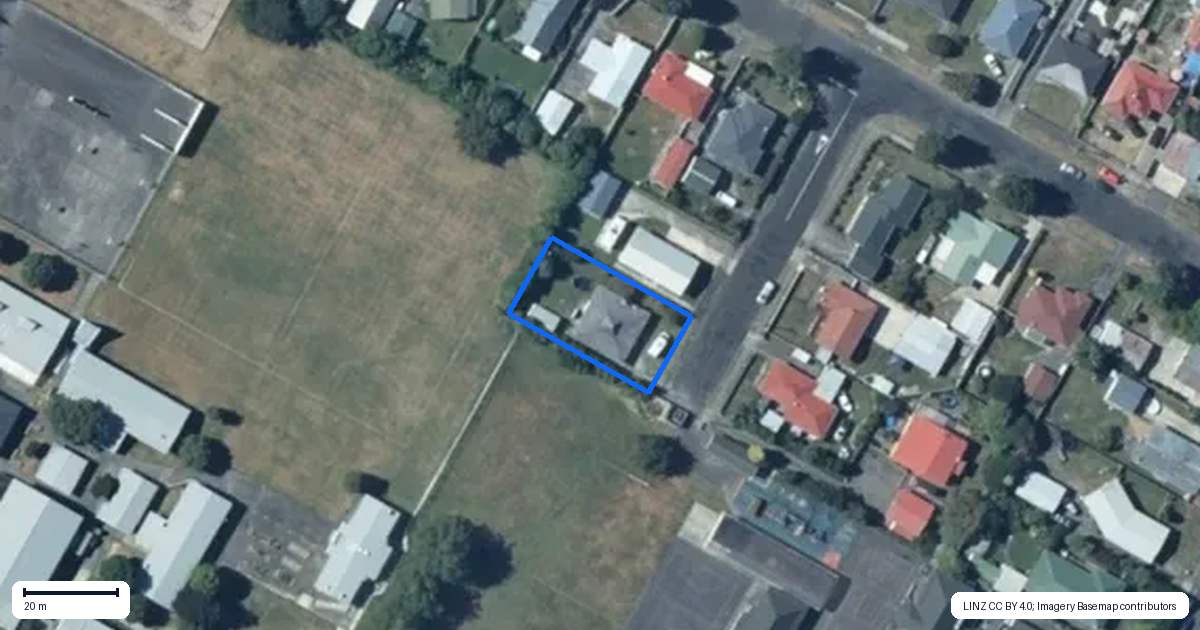 Property context map for 6 Raleigh Street, Levin