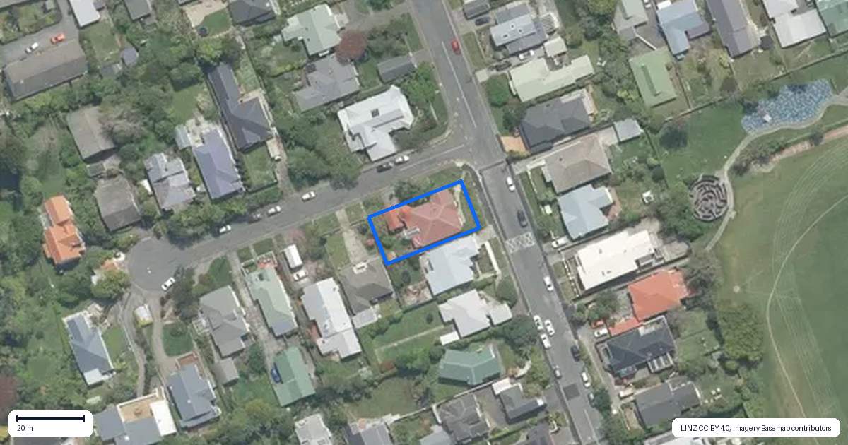 Property context map for 38 Beauchamp Street, Karori, Wellington