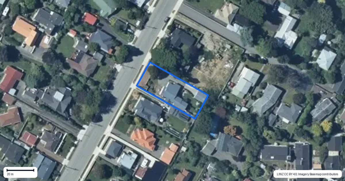 Property context map for 104 Weraroa Road, Levin