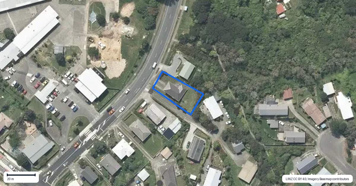 Property context map for 24 Omapere Street, Waitangirua, Porirua