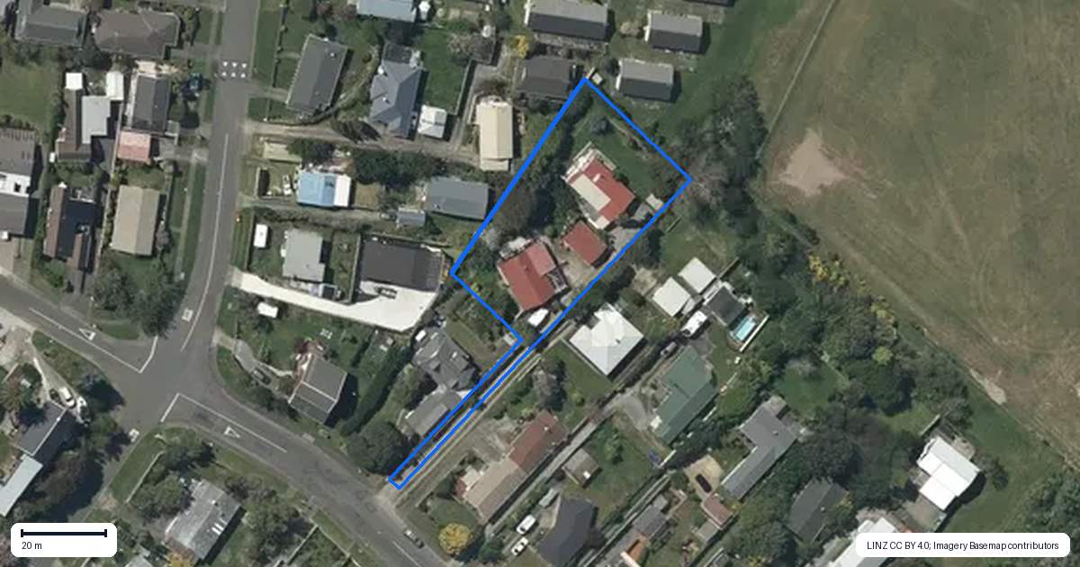 Property context map for 33B Toru Road, Paraparaumu Beach, Paraparaumu