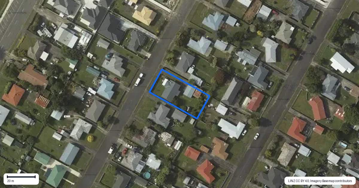 Property context map for 14 Ferguson Street, Levin