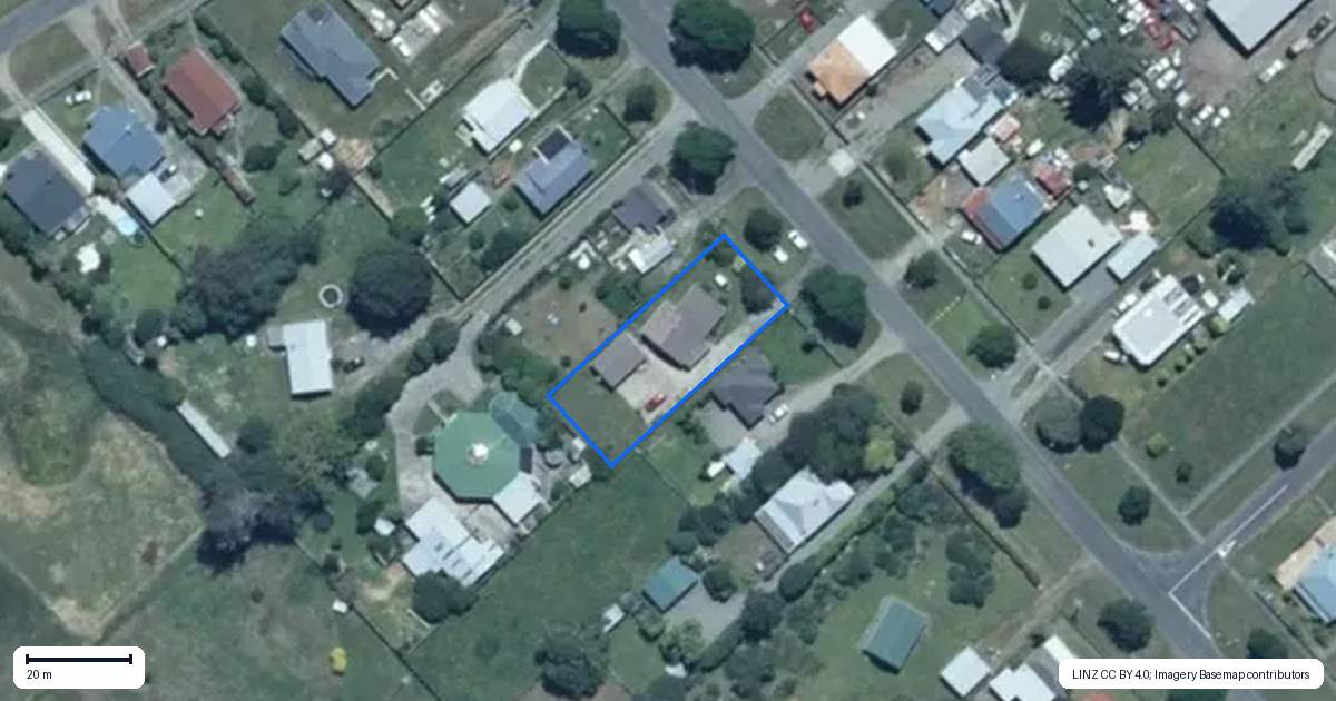 Property context map for 12 Vance Street, Shannon