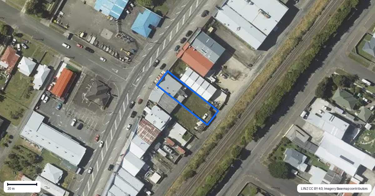 Property context map for 80 Oxford Street, Levin