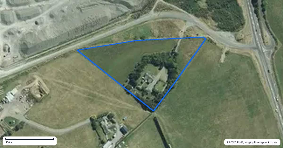 Property context map for 15 Tangimoana Road, Ohakea, Bulls
