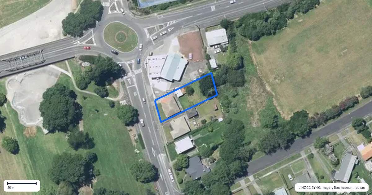 Property context map for 110 Anzac Parade, Whanganui East, Whanganui
