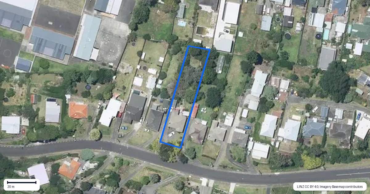 Property context map for 16 Toi Street, Tawhero, Whanganui