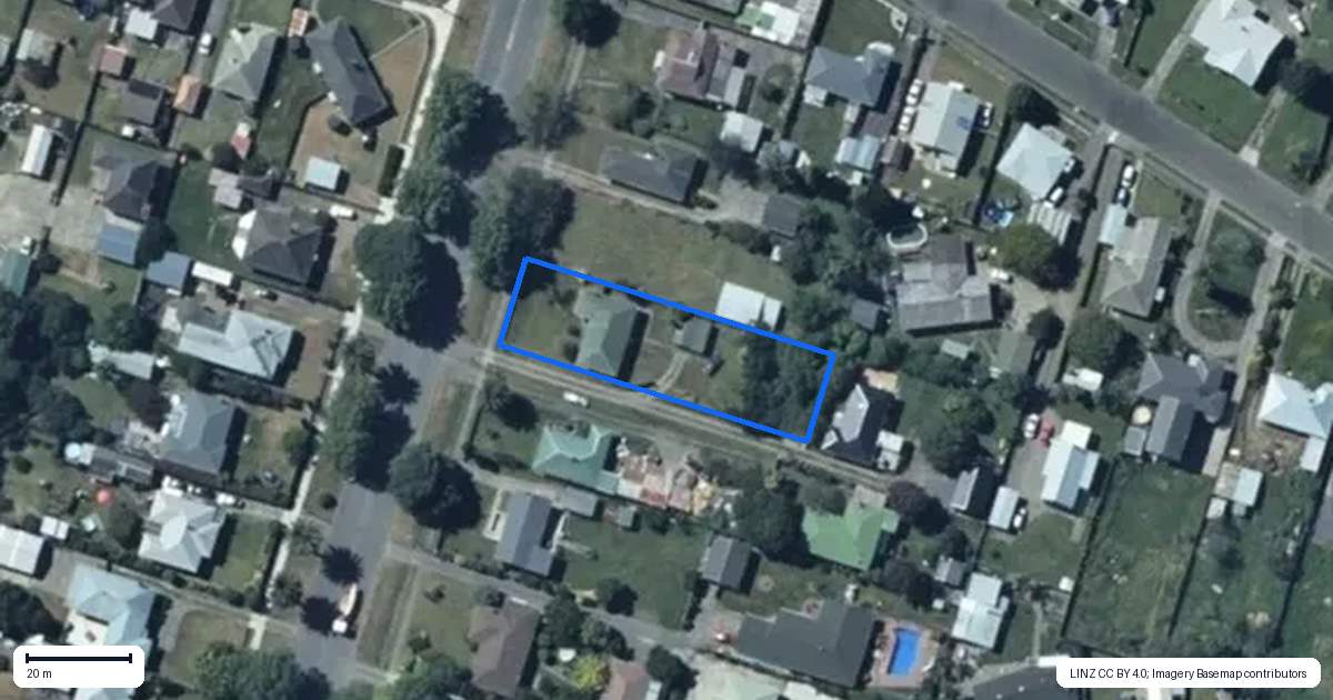 Property context map for 32 Park Street, Foxton