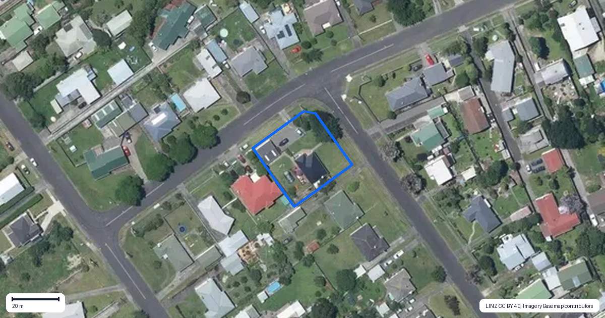 Property context map for 47 Caffray Avenue, Aramoho, Whanganui