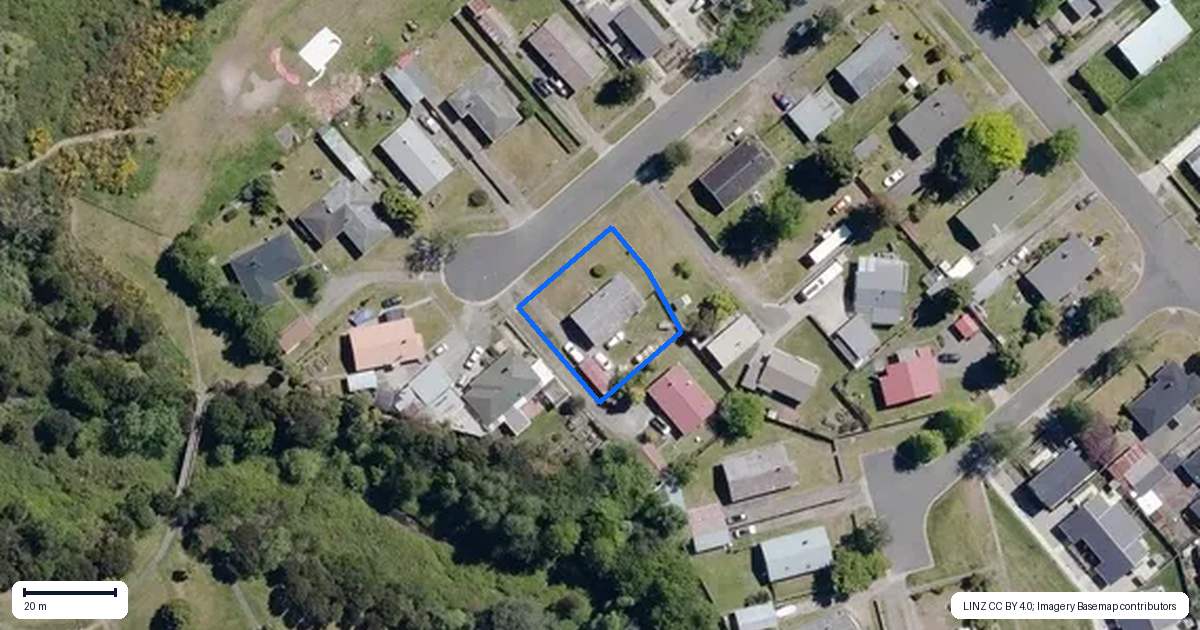 Property context map for 7 Te Wharekaihua Grove, Turangi