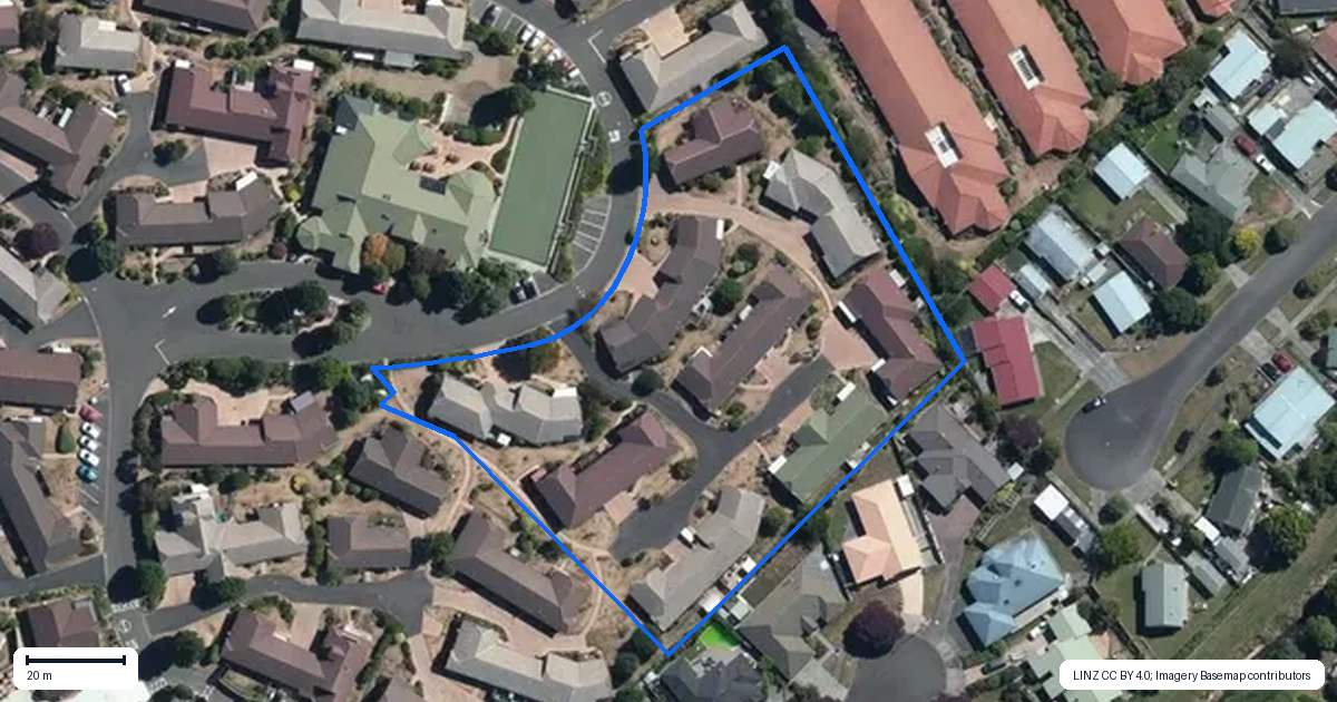 Property context map for 2 Lavender Lane, Highbury, Palmerston North