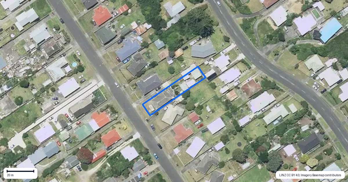 Property context map for 74 Matai Street, Castlecliff, Whanganui
