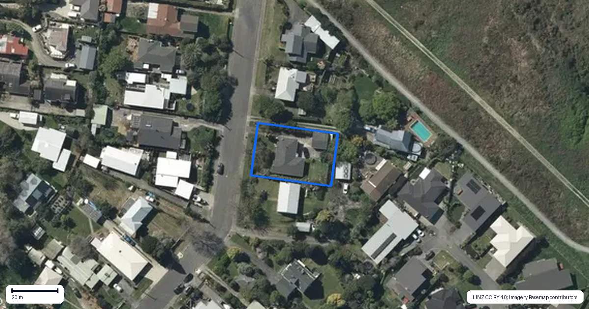 Property context map for 120 Alexander Road, Raumati Beach