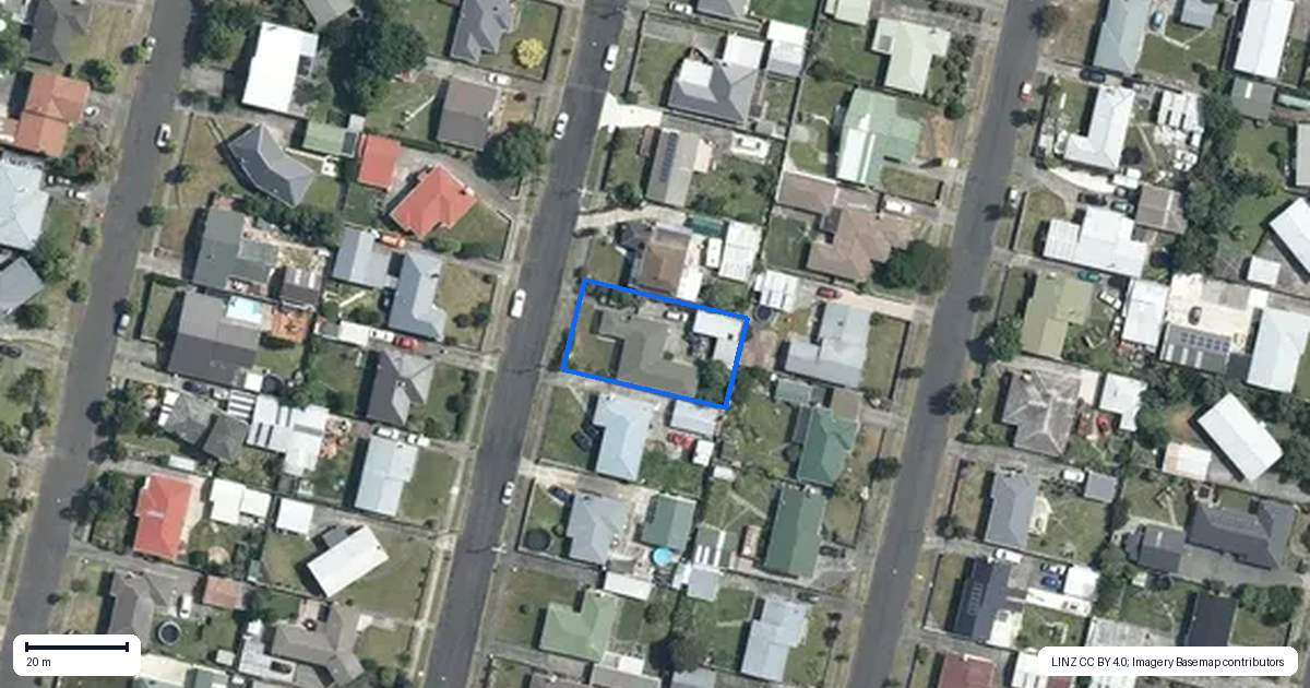 Property context map for 13 Cobham Way, Feilding