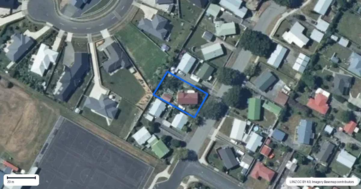 Property context map for 14 Adkin Avenue, Levin