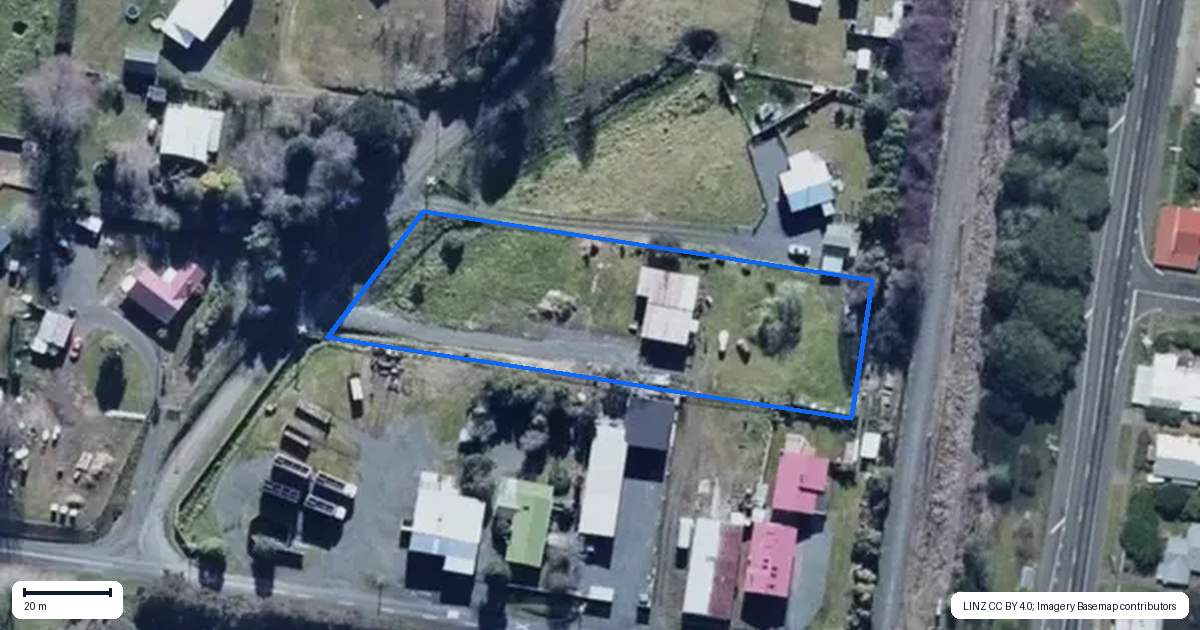Property context map for 25 Ohoeka Street, Owhango