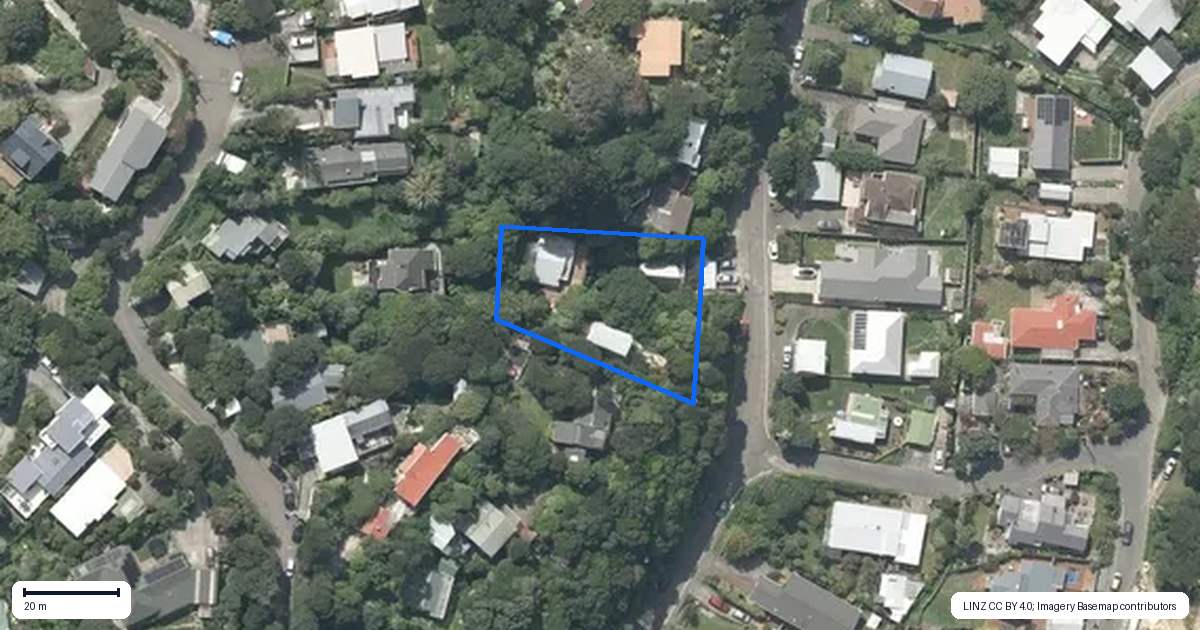 Property context map for 43 Airlie Road, Plimmerton, Porirua