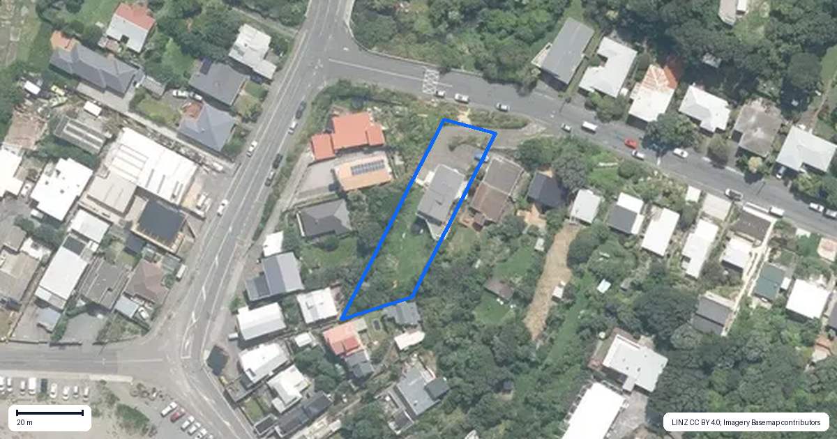 Property context map for 3/6 Robertson Street, Owhiro Bay, Wellington