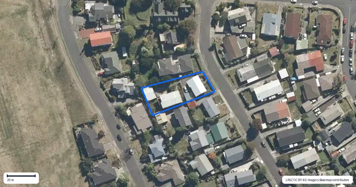 Property context map for 33 Roband Crescent, Brown Owl, Upper Hutt