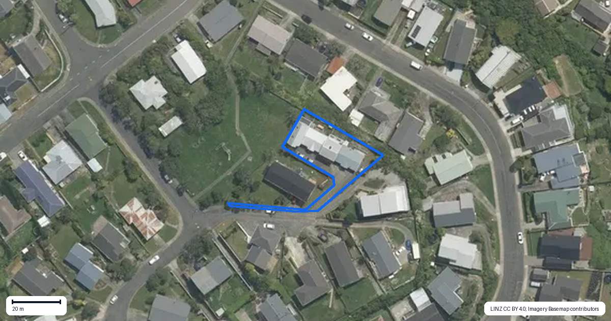 Property context map for 7D Cheyne Walk, Newlands, Wellington