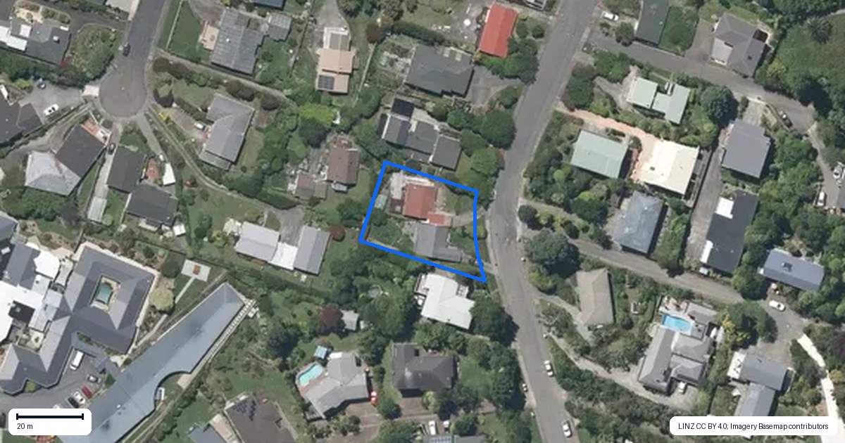 Property context map for 30A Kakariki Grove, Waikanae