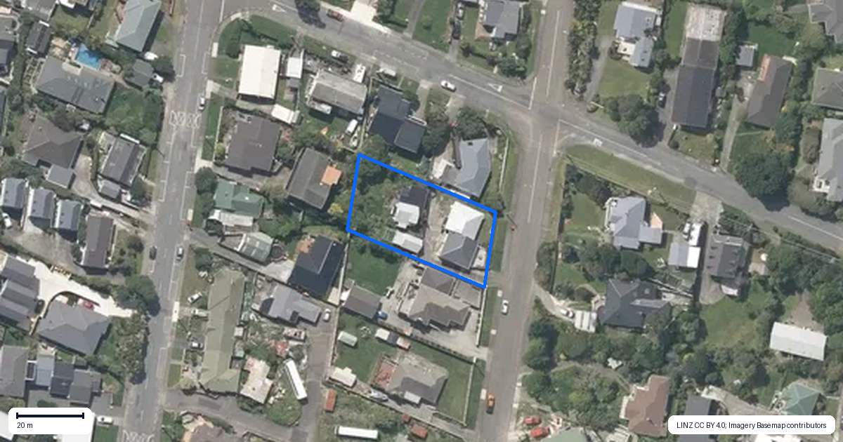 Property context map for 11 Whanake Street, Titahi Bay, Porirua
