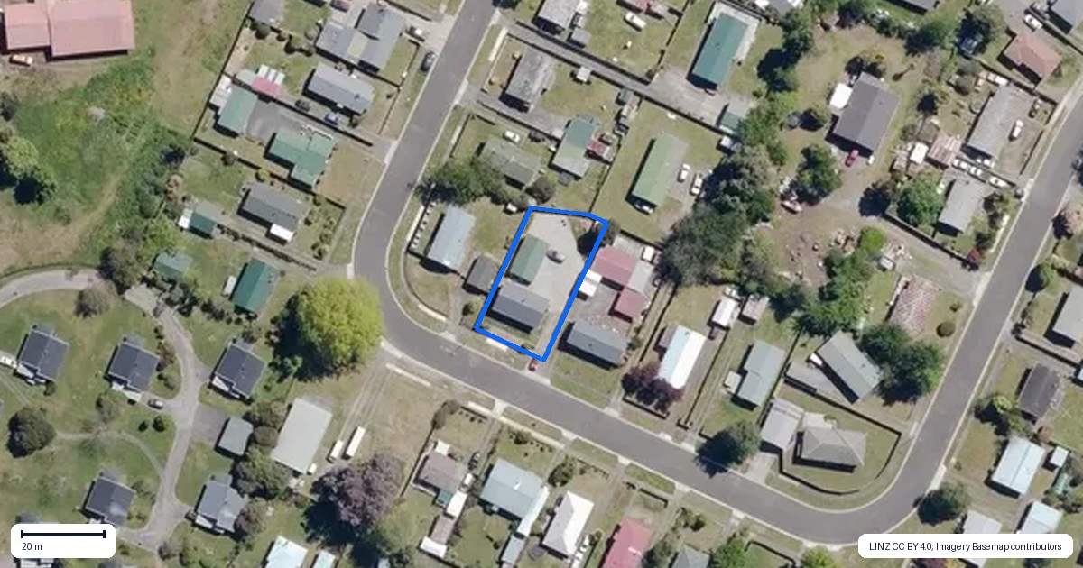 Property context map for 28 Te Takinga Street, Turangi