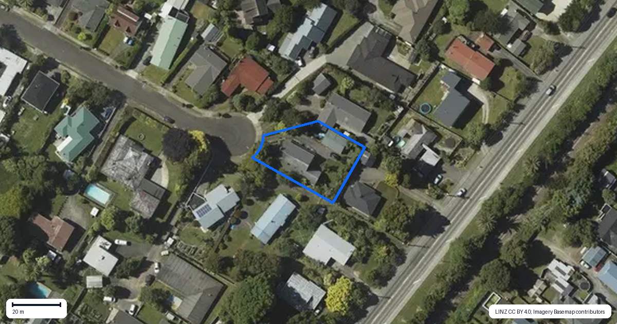 Property context map for 19 Stuart Street, Levin