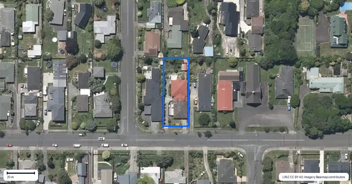 Property context map for 51 Ngaio Road, Waikanae