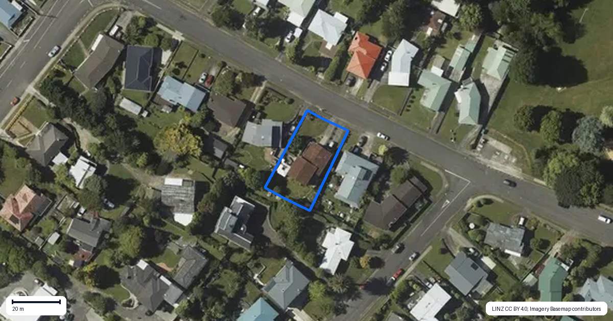 Property context map for 12 Kennedy Drive, Levin