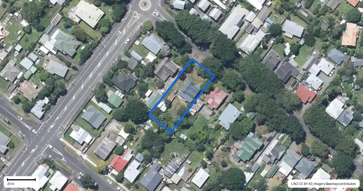 Property context map for 21 Halswell Street, Whanganui