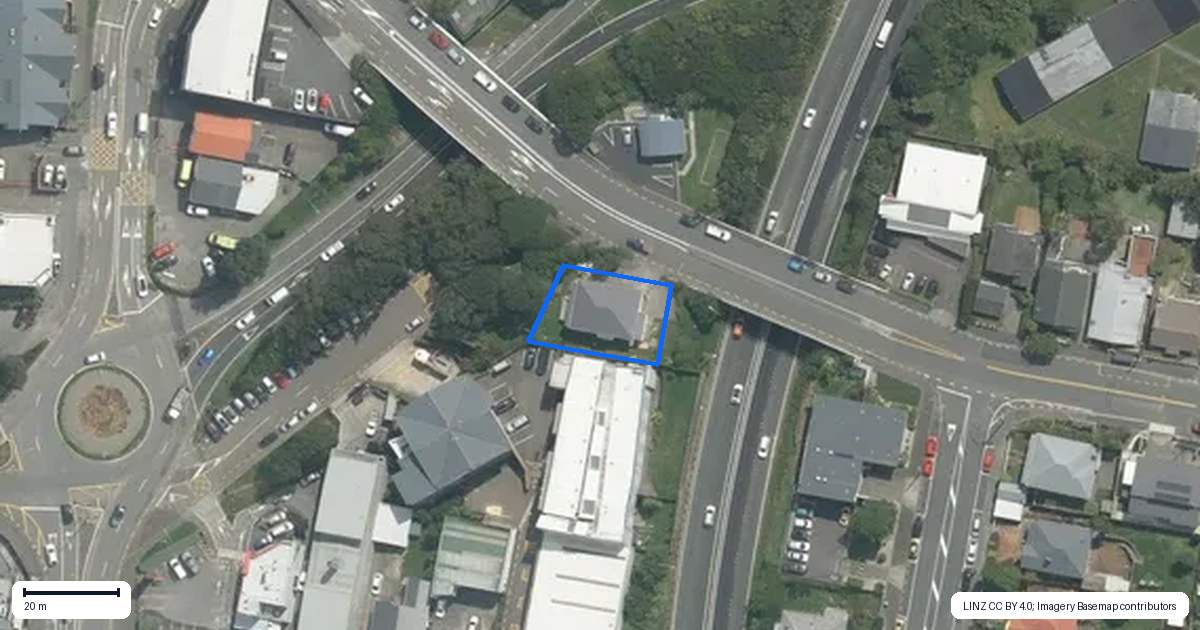 Property context map for 8 Frank Johnson Street, Johnsonville, Wellington
