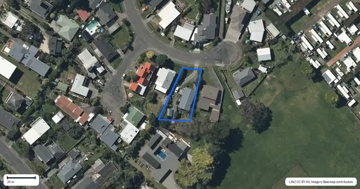 Property context map for 10 Bahama Crescent, Paraparaumu Beach, Paraparaumu