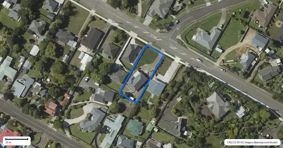 Property context map for 31 Kawiu Road, Levin
