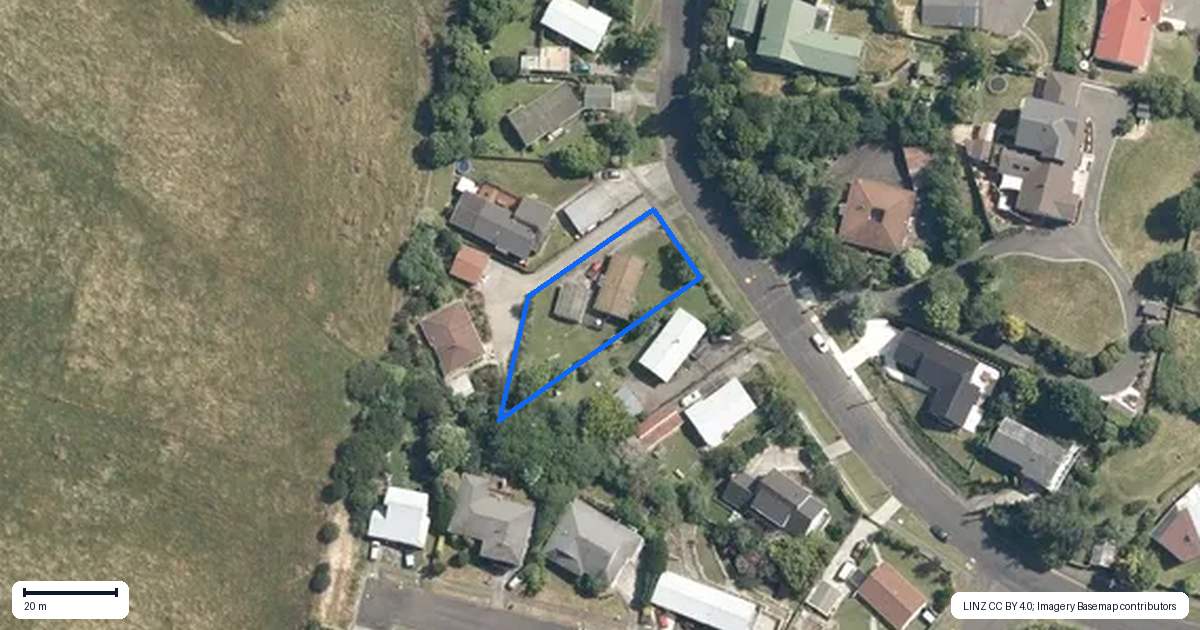 Property context map for 18 Tiritoa Terrace, Feilding