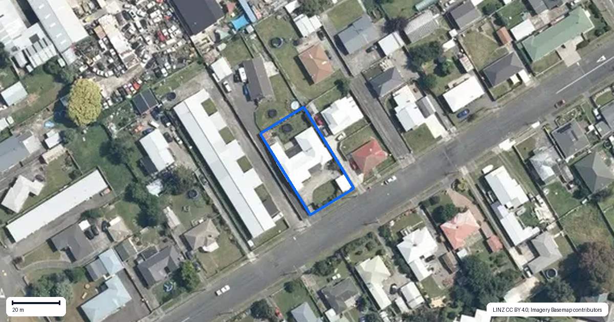 Property context map for 8 Russell Street, Feilding