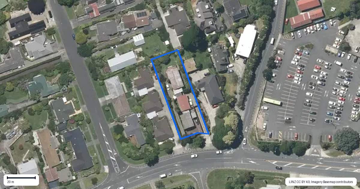 Property context map for 497B Te Moana Road, Waikanae